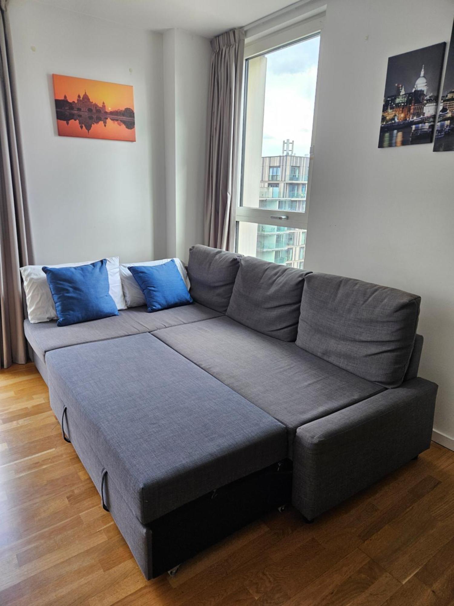 Lovely 2 Bedroom Flat With Balcony In Stratford Londres Exterior foto